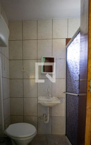 Casa para alugar com 42m², 2 quartos e sem vagaBanheiro