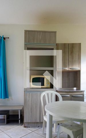 Casa para alugar com 42m², 2 quartos e sem vagaSala