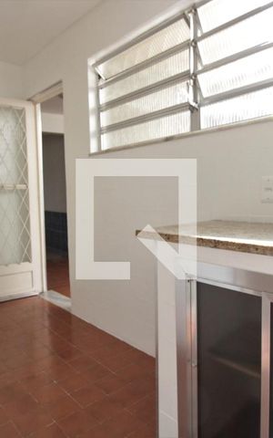 Casa à venda com 415m², 6 quartos e 2 vagasCozinha
