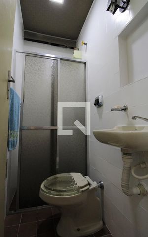 Casa à venda com 415m², 6 quartos e 2 vagasBanheiro