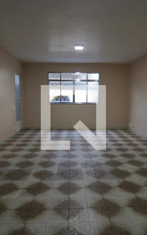 Casa à venda com 415m², 6 quartos e 2 vagasSala
