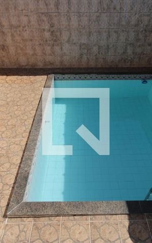 Casa à venda com 415m², 6 quartos e 2 vagasPiscina