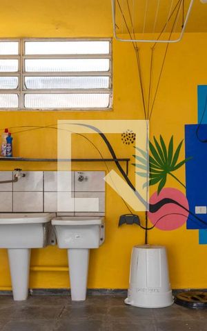 Casa à venda com 196m², 4 quartos e 3 vagas Casa à venda com 196m², 4 quartos e 3 vagasÁrea de Serviço