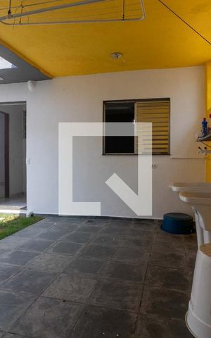 Casa à venda com 196m², 4 quartos e 3 vagas Casa à venda com 196m², 4 quartos e 3 vagasÁrea de Serviço