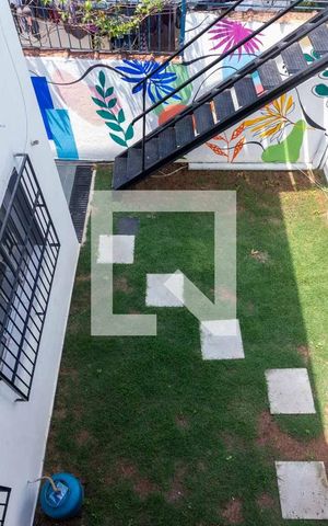 Casa à venda com 196m², 4 quartos e 3 vagas Casa à venda com 196m², 4 quartos e 3 vagasÁrea externa