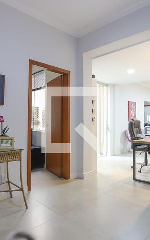 Apartamento à venda com 140m², 3 quartos e sem vaga Apartamento à venda com 140m², 3 quartos e sem vagaHall de Entrada