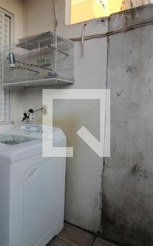 Casa de condomínio à venda com 75m², 3 quartos e 2 vagasÁrea de Serviço