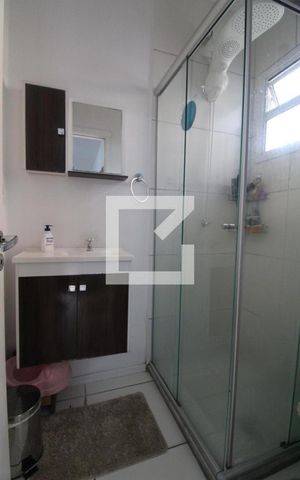 Casa de condomínio à venda com 75m², 3 quartos e 2 vagasBanheiro