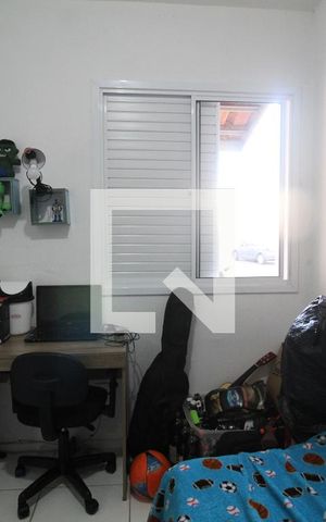 Casa de condomínio à venda com 75m², 3 quartos e 2 vagasQuarto 2