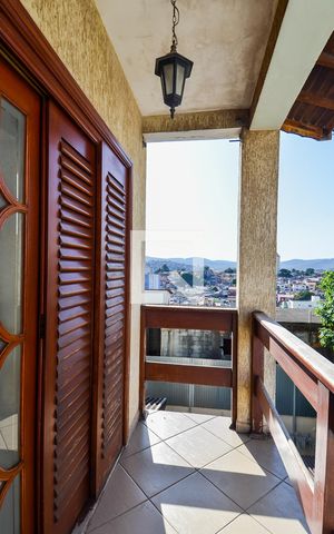 Casa à venda com 592m², 3 quartos e 5 vagasVaranda da Quarto 2 - Suíte