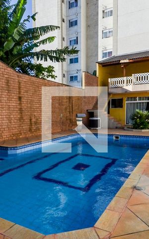 Casa à venda com 592m², 3 quartos e 5 vagasÁrea de Lazer - Piscina
