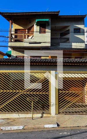 Casa à venda com 592m², 3 quartos e 5 vagasFachada