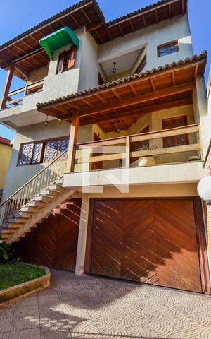 Casa à venda com 592m², 3 quartos e 5 vagasÁrea de Entrada 