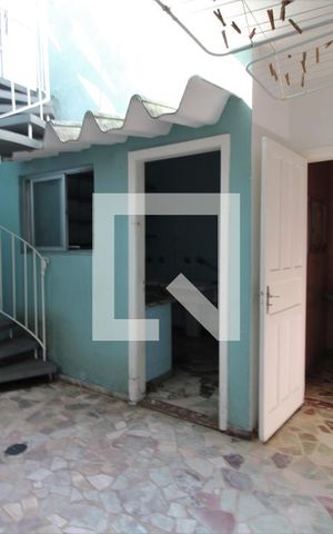 Casa à venda com 150m², 3 quartos e 3 vagasEdícula - lavanderia