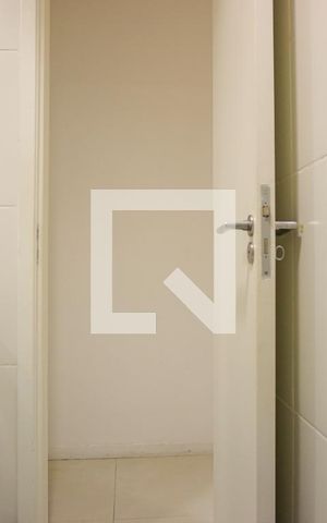 Apartamento à venda com 150m², 3 quartos e 2 vagas Apartamento à venda com 150m², 3 quartos e 2 vagasBanheiro Social