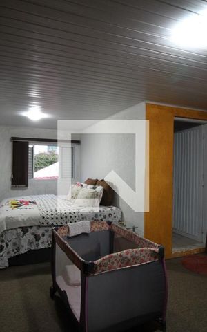 Casa para alugar com 95m², 3 quartos e 3 vagasQuarto 2 - Suíte