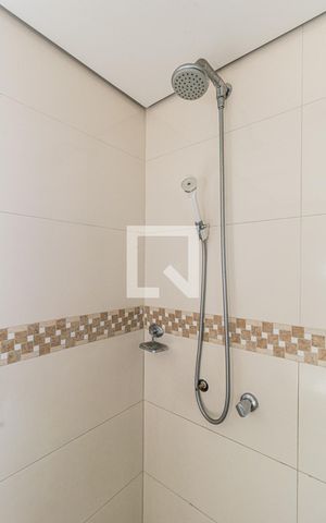 Casa para alugar com 300m², 3 quartos e 5 vagasBanheiro da Suíte 1