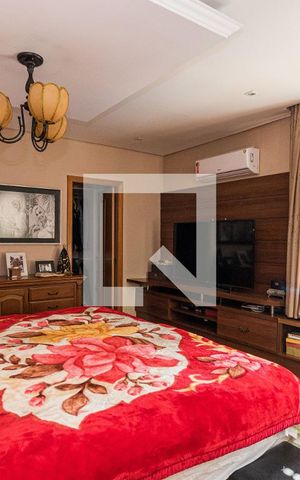 Casa para alugar com 300m², 3 quartos e 5 vagasSuite 1