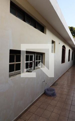 Casa à venda com 103m², 3 quartos e 2 vagasQuintal