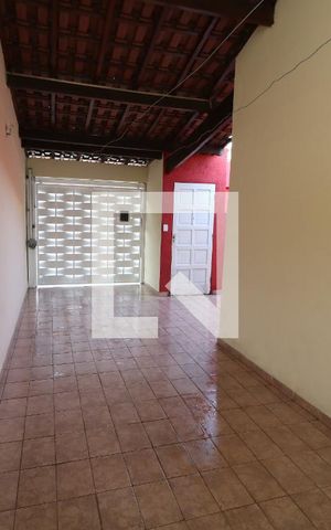 Casa à venda com 103m², 3 quartos e 2 vagasQuintal
