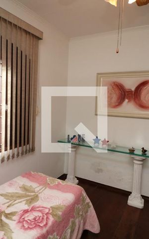 Casa à venda com 103m², 3 quartos e 2 vagasQuarto 1