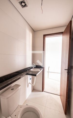 Apartamento à venda com 38m², 2 quartos e 1 vaga Apartamento à venda com 38m², 2 quartos e 1 vagaBanheiro Social