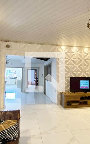 Casa à venda com 429m², 3 quartos e 2 vagasSala de Estar