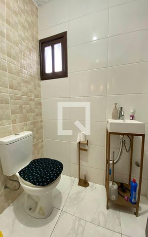Casa à venda com 429m², 3 quartos e 2 vagasBanheiro de Serviço