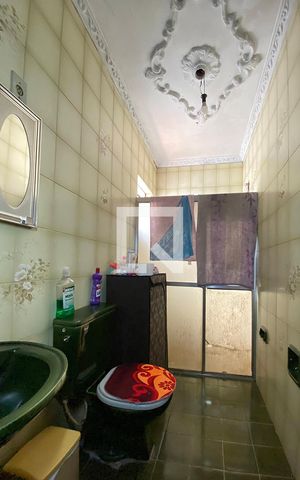 Casa à venda com 429m², 3 quartos e 2 vagasBanheiro