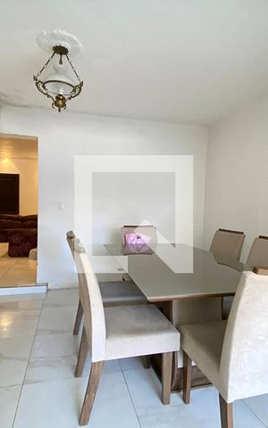 Casa à venda com 429m², 3 quartos e 2 vagasSala de Jantar