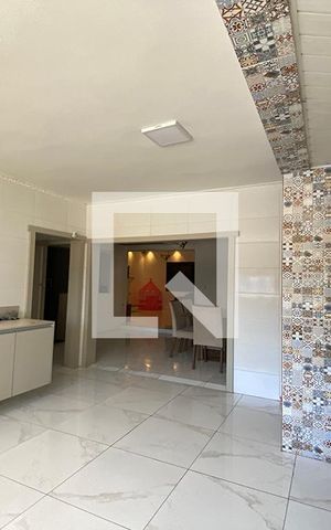 Casa à venda com 429m², 3 quartos e 2 vagasCozinha