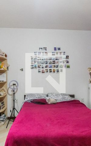 Casa à venda com 250m², 3 quartos e 3 vagas Casa à venda com 250m², 3 quartos e 3 vagasQuarto 1 - Suíte