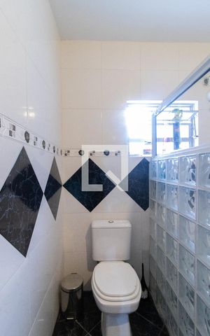 Casa à venda com 250m², 3 quartos e 3 vagas Casa à venda com 250m², 3 quartos e 3 vagasBanheiro da Suíte 3