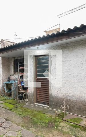Casa à venda com 250m², 3 quartos e 3 vagas Casa à venda com 250m², 3 quartos e 3 vagasQuintal