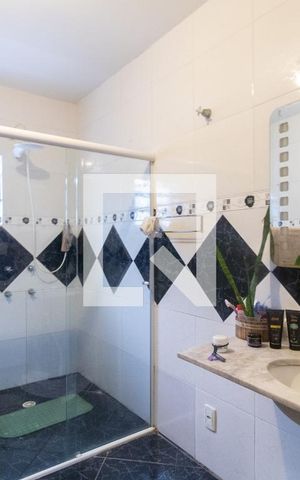 Casa à venda com 250m², 3 quartos e 3 vagas Casa à venda com 250m², 3 quartos e 3 vagasBanheiro da Suíte 3