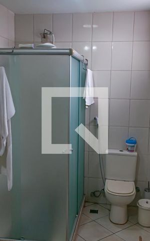 Casa à venda com 344m², 4 quartos e 3 vagas Casa à venda com 344m², 4 quartos e 3 vagasQuarto 2 Suite