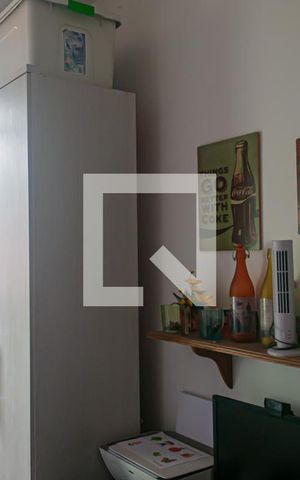 Casa à venda com 344m², 4 quartos e 3 vagas Casa à venda com 344m², 4 quartos e 3 vagasEscritorio Dependencia