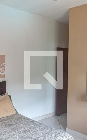 Casa à venda com 344m², 4 quartos e 3 vagas Casa à venda com 344m², 4 quartos e 3 vagasQuarto 1 Suite Dependencia
