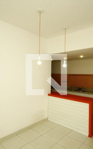 Apartamento para alugar com 78m², 2 quartos e 1 vagaSala