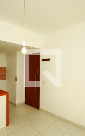 Apartamento para alugar com 78m², 2 quartos e 1 vagaSala