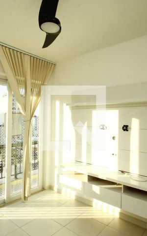 Apartamento para alugar com 78m², 2 quartos e 1 vagaSala