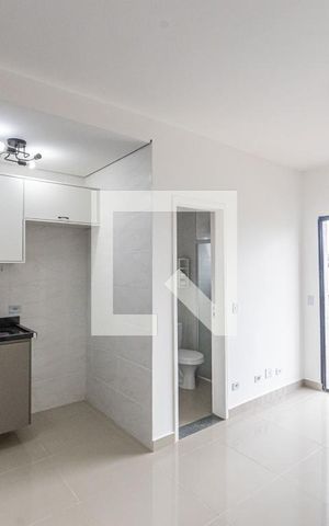 Apartamento à venda com 46m², 2 quartos e 1 vaga Apartamento à venda com 46m², 2 quartos e 1 vagaSala e Cozinha