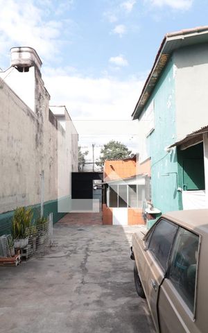 Casa para alugar com 130m², 2 quartos e 8 vagasGaragem