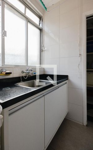 Apartamento à venda com 110m², 2 quartos e 1 vagaCozinha e Área de Serviço