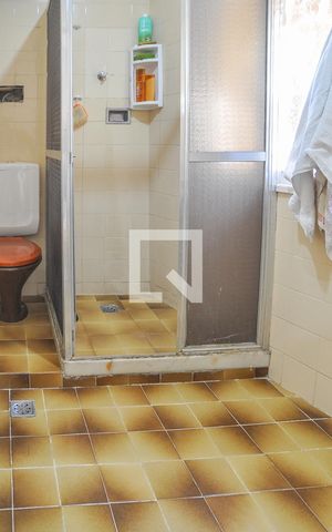 Casa à venda com 100m², 2 quartos e sem vagaBanheiro