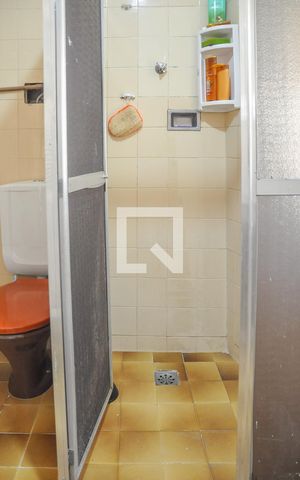Casa à venda com 100m², 2 quartos e sem vagaBanheiro