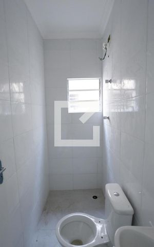 Casa para alugar com 25m², 1 quarto e sem vagaBanheiro