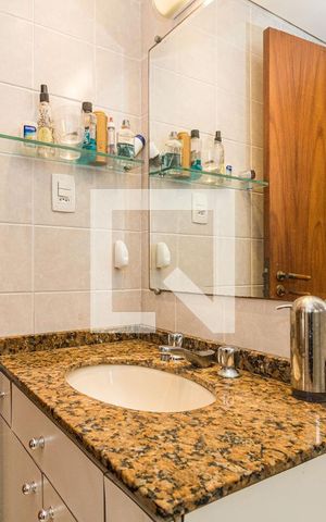 Apartamento à venda com 113m², 3 quartos e 2 vagasBanheiro da Suíte