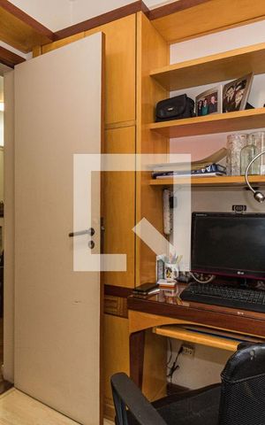 Apartamento à venda com 113m², 3 quartos e 2 vagasQuarto 4