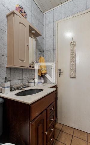 Casa à venda com 304m², 5 quartos e 5 vagas Casa à venda com 304m², 5 quartos e 5 vagasBanheiro da Suíte